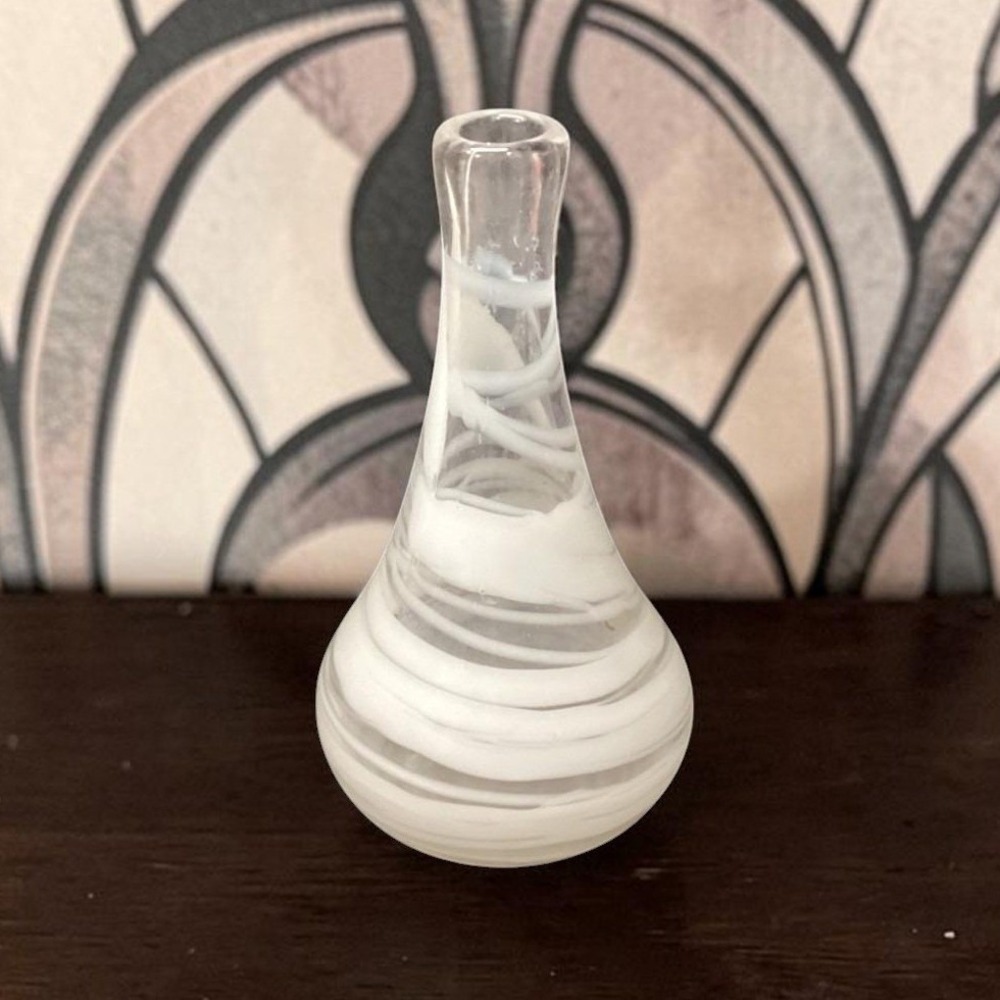 Mid Century Style Weed Vase, White & Clear Swirled Design, Hand Blown Art‎ Glass